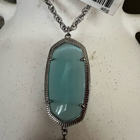 Kendra Scott Rayne Necklace - Picture 3 of 4